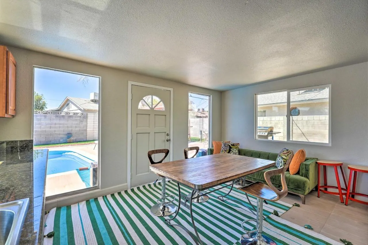 Holiday home Las Vegas Getaway With Patio About 3 Mi To Strip!